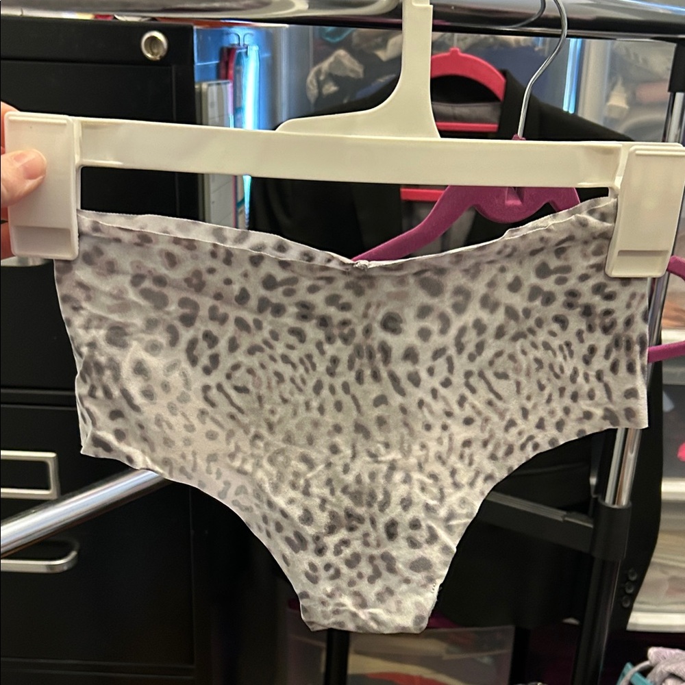 Leopard Print no show panty